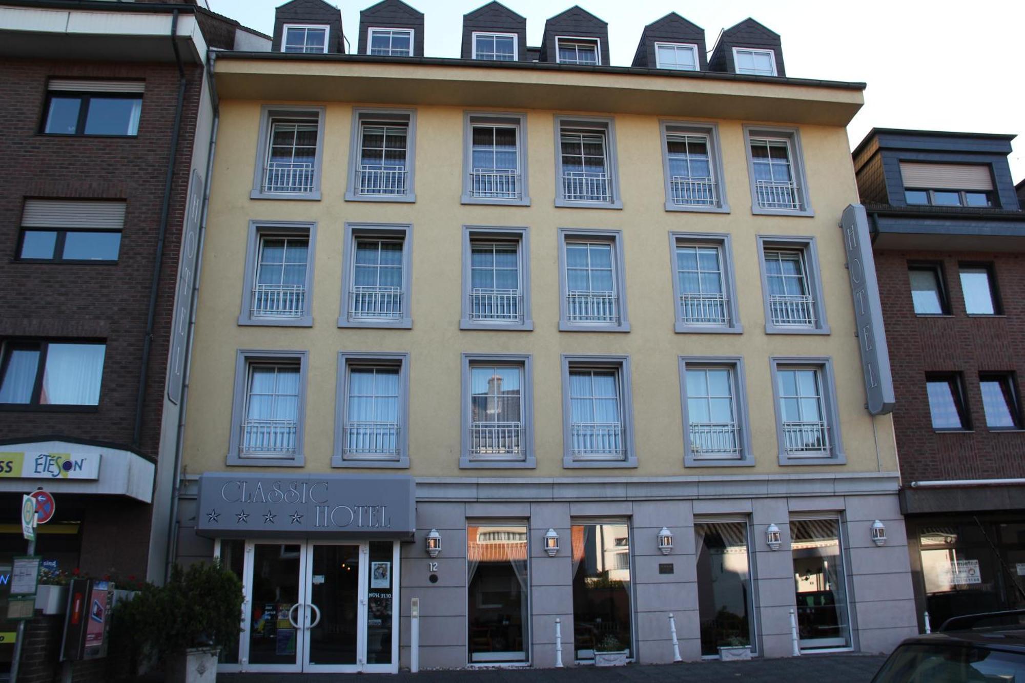 Classic Hotel Карст Экстерьер фото